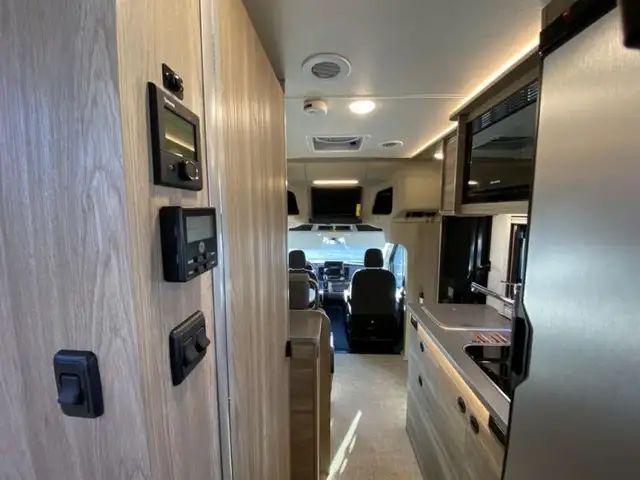 2025 Winnebago Winnebago 22A in RVs & Motorhomes in Abbotsford - Image 13