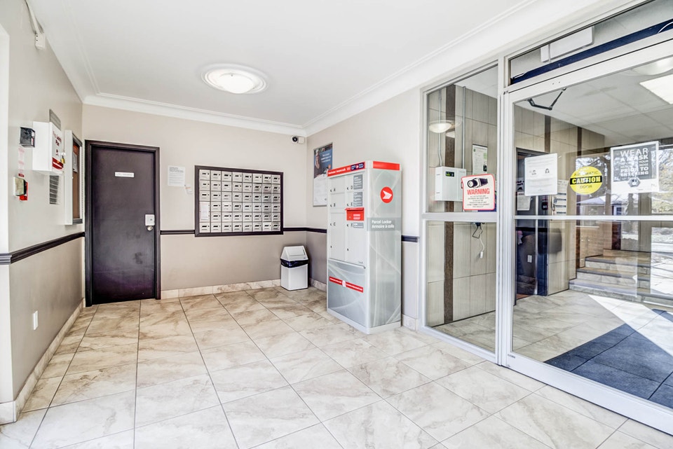 Da Vinci Tower & Mildon Tower Apartments - 1 Bedroom, 1 Bath A A 4
