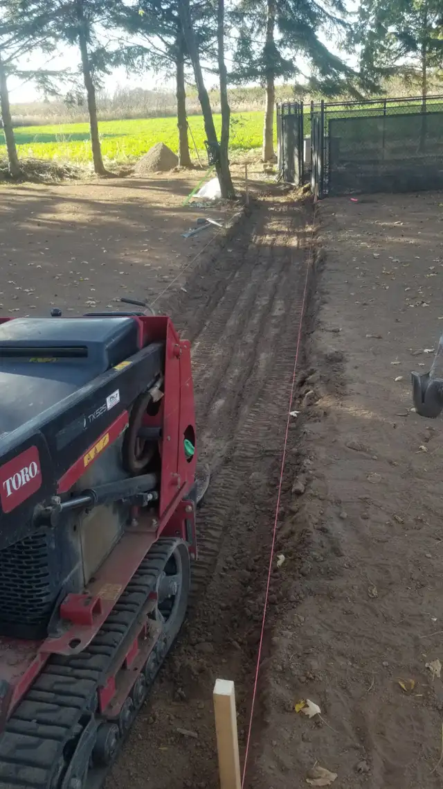 Post Holes plus, plus! ***EQUIPMENT 36' WIDE WILL FIT THROUGH MO in Fence, Deck, Railing & Siding in St. Catharines - Image 13