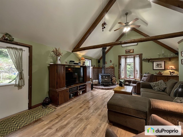 $365,000 - 1 1/2 Storey for sale in St-Mathieu-Du-Parc — photo 2