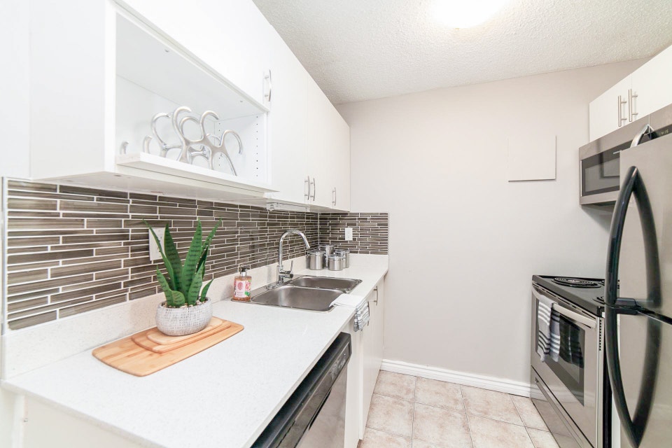 Renovated 2 Bedroom Apartment in Owen Sound 4