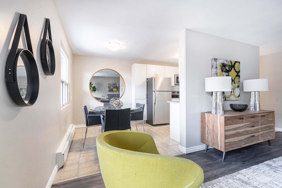 Two Bedroom Apartment for Rent - Walk to Everything! 5