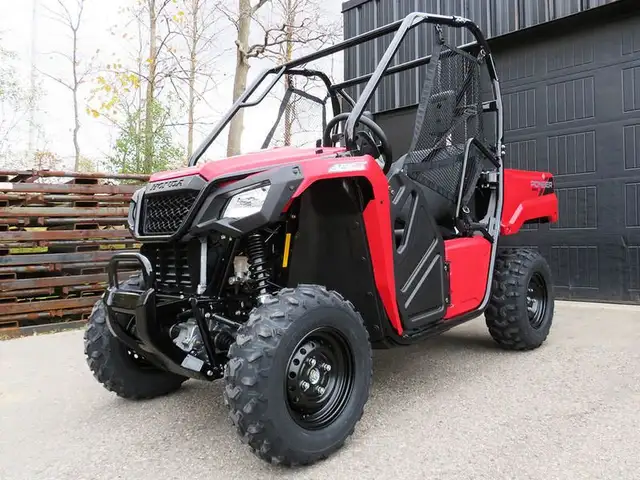 2026 Honda Pioneer 520 in ATVs in Cambridge - Image 3