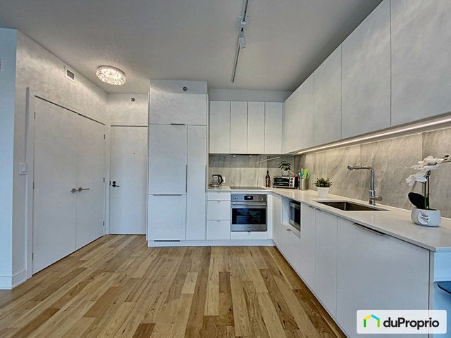 $356,000 - Condominium in Ville-Marie (downtown, old Mtl) — photo 2