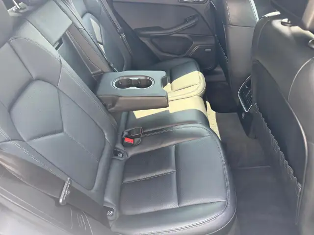 2018 Porsche Macan TURBO, PANO ROOF, NAV, BOSE AUDIO, HEATED SEA in Cars & Trucks in Ottawa - Image 15