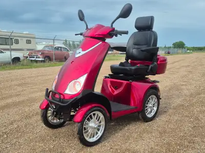 LEAVE BOREDOM IN THE DUST ZERO DOWN FINANCING AVAILABLE!!! PLEASE CALL 204-724-2438 FOR DETAILS (THE...