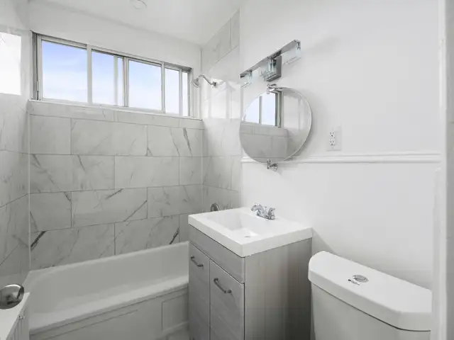 Bansley Apartments - Bachelor Apartment for Rent in Long Term Rentals in City of Toronto - Image 5
