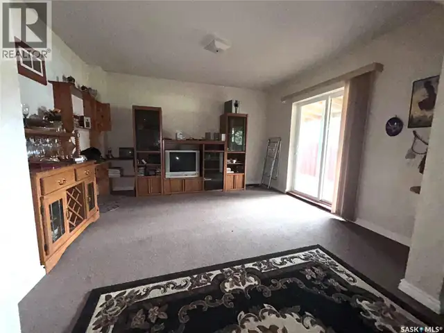 404 Stella STREET Grenfell, Saskatchewan in Houses for Sale in Regina - Image 4