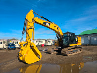 2018 Caterpillar 326F L 260 Series Hydraulic Excavator w/ Thumb