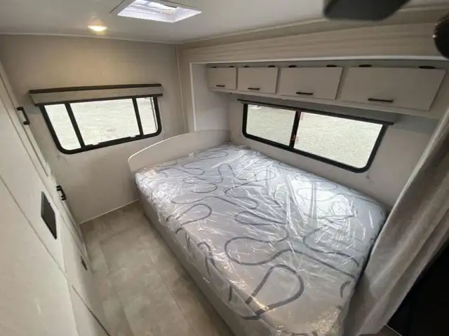 2024 Coachmen RV Freelander 23FS in RVs & Motorhomes in Kamloops - Image 25