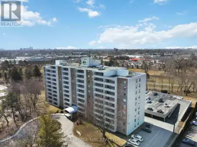 Welcome to The Parkland! A charming condo in a sought-after centralized location. Perfect for a firs...