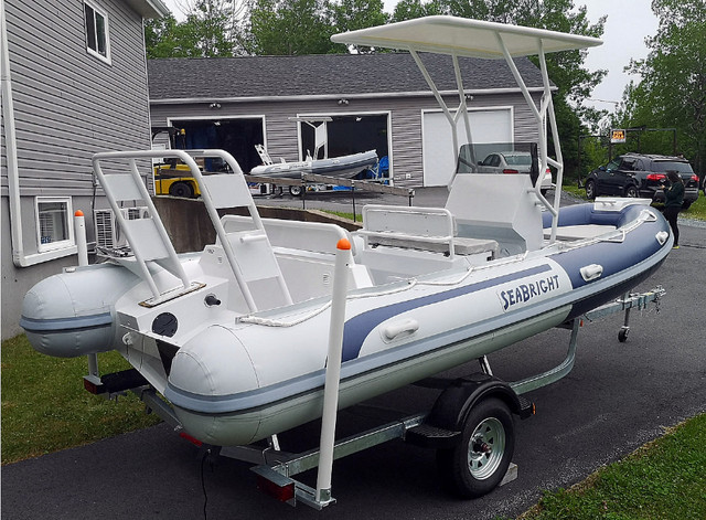 SUMMER Sale - 19 Foot Hypalon Luxury RIB RHIB dans Autre  à Ville d’Halifax - Image 4