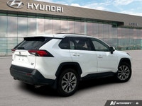The advertised vehicle price is based on a promotional finance offer. Customers who purchase the veh... (image 4)