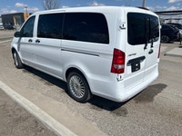 Welcome to Country Hills Volkswagen 2019 Mercedes-Benz Metris Passenger 4MATIC® Our team of knowledg... (image 2)