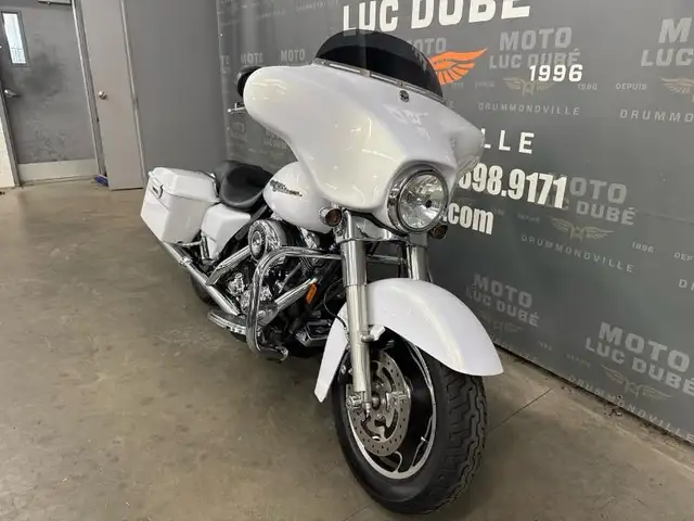 2008 Harley-Davidson FLHX Street Glide in Street, Cruisers & Choppers in Drummondville - Image 4