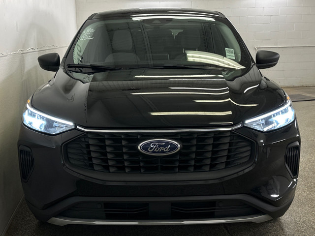 2023 Ford Escape Active ACTIVE/AWD/PWR SEAT/PWR HATCH/REM STA... in Cars & Trucks in Belleville - Image 3