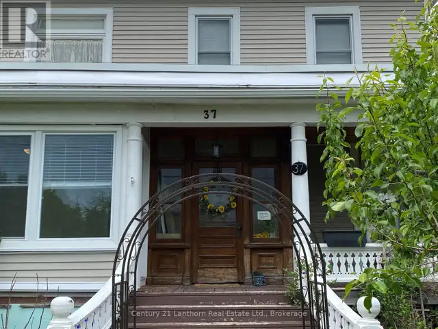 37A PICTON MAIN STREET Prince Edward County (Picton), Ontario in Long Term Rentals in Belleville - Image 2