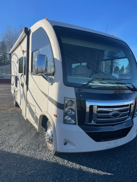 2017 Thor Vegas 25.3 motor home for sale in RVs & Motorhomes in Moncton