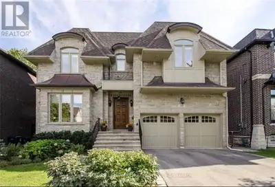 135 FLORENCE AVENUE Toronto (Lansing-Westgate), Ontario