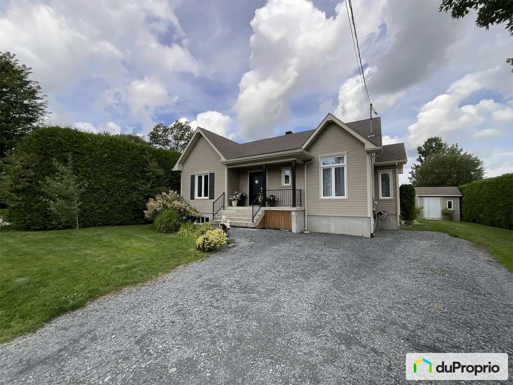 $574,900 - Bungalow for sale in Sherbrooke (Rock Forest) — photo 2