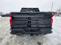 Dominate the road and the trail with this rugged 2023 CHEVROLET SILVERADO 1500 LT TRAIL BOSS, featur... (image 5)