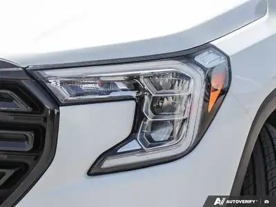 2022 GMC Terrain SLE | Carplay | Heated Seats | Keyless, View more