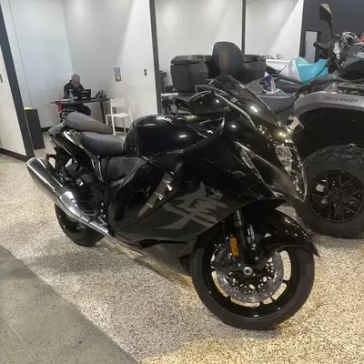 Regular Price: $25,819(Less $1,000 Suzuki Rebate AND $829 MSW Discount) Selling Price: $23,990 OR Fi...