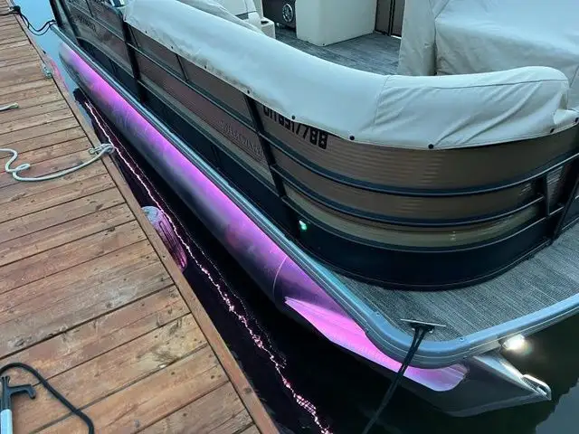 2022 Sweetwater SW 2286 Single Flip Lounge in Sport Touring in Sault Ste. Marie - Image 61