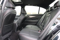 Capital Ford Lincoln Winnipeg Ltd (MB's #1 Rated Ford Store) Check out this vehicle's pictures, feat... (image 6)