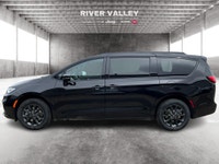 HEATED FRONT SEATS, HEATED STEERING WHEEL, ADAPTIVE CRUISE CONTROL, REMOTE ENGINE START, POWER LIFTG... (image 5)