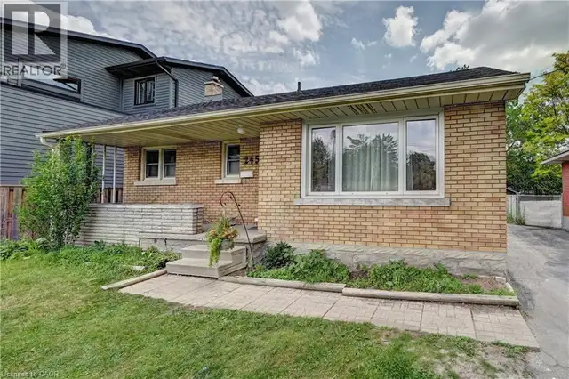 245 EIGHTH Avenue Kitchener, Ontario in Houses for Sale in Kitchener / Waterloo - Image 3