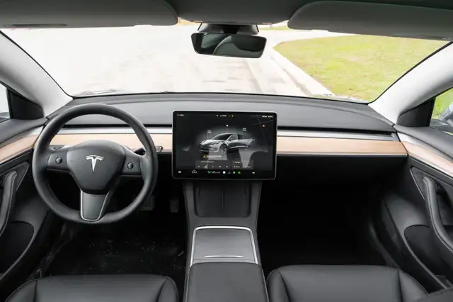 2023 Tesla Model 3591903187440783366