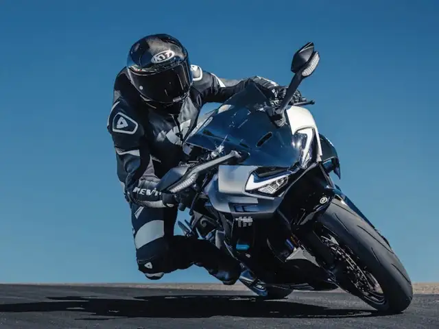 2025 CFMOTO 675SS in Sport Bikes in Winnipeg - Image 6