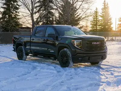 "AMVIC Licensed Business. AMVIC Licensee."