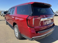 . Engine: Diesel I6 3.0L/ (image 2)