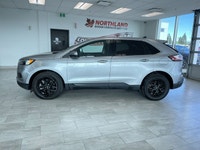 The 2023 Ford Edge SEL is a stylish and versatile midsize SUV that delivers the perfect combination... (image 1)