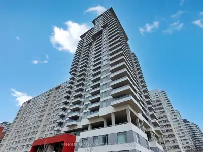 Price: $599,000/ $2,272/mo Welcome to One-year-old Plaza Condo! Experience the sophistication of a o...
