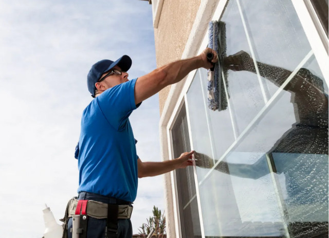 Hiring Now! Window Cleaning Technicians in Cleaning & Housekeeping in Edmonton - Image 2