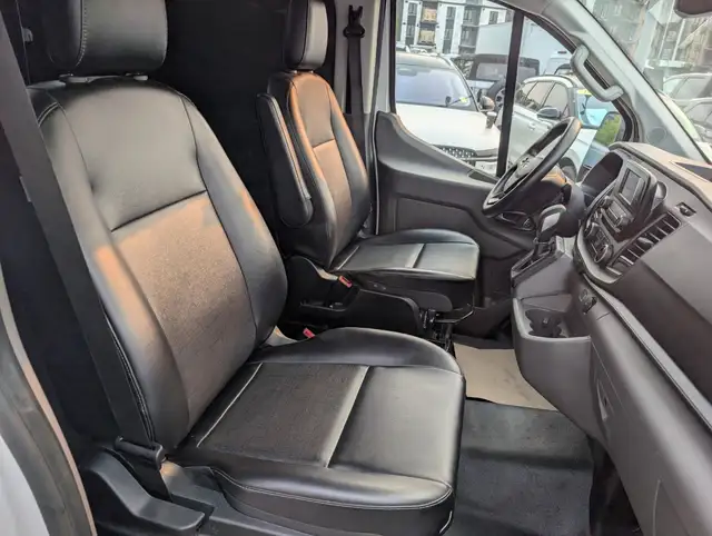 2025 Ford Transit Cargo Van5524895260960563214