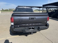 *Vehicle history form conveniently located in vehicle photos. AMVIC LICENSED DEALER ... Engine: Regu... (image 4)