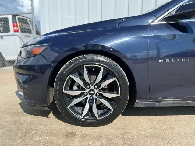 2017 Chevrolet Malibu LT | Command Start | Reverse Camera516704256530196487