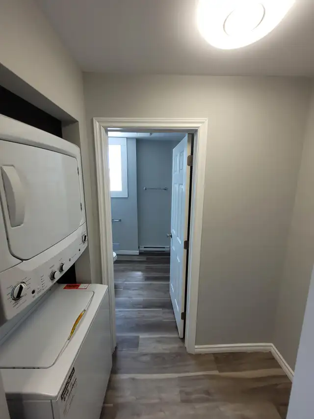 61 Sewell St, Apt #3