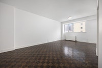 Current Promotions 1 month free rent! Gloucester and Mulock Apartments, 100 Gloucester St and 105 Is... (image 6)