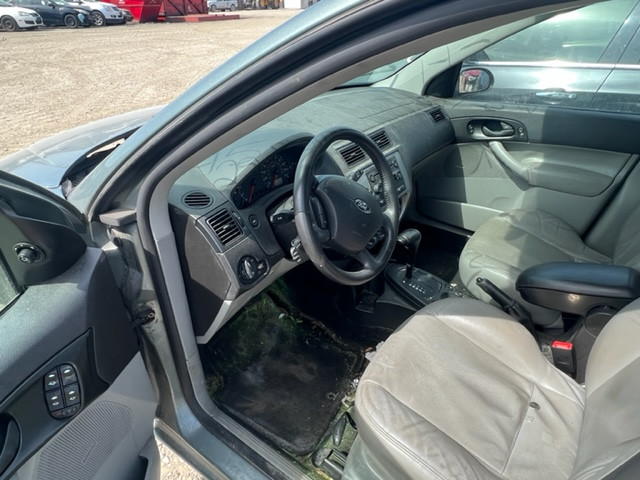 2005 FORD FOCUS Just in for parts at Pic N Save! in Auto Body Parts in Hamilton - Image 3
