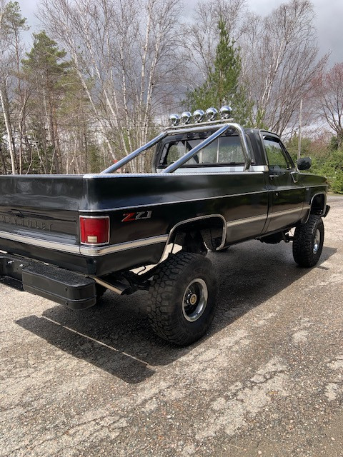 Excellent condition everything is new on it Square body in Classic Cars in Sudbury - Image 3