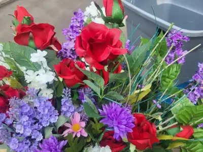 MICHEALS 18 PIECES OF LONG STEM FLOWERS, View more