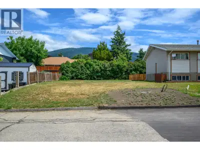 Investment and development opportunity in one of Vernon's most sought-after, family-friendly neighbo...