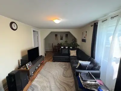 Great 2-bedroom, 1-Bathroom Located North