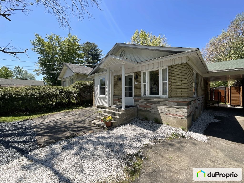 $485,000 - Bungalow for sale in Sherbrooke (Rock Forest) — photo 1
