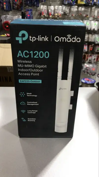 AC1200 DUAL-BAND WIFI (300MBPS 2.4GHZ + 867MBPS 5GHZ) MU-MIMO TECHNOLOGY INDOOR / OUTDOOR ACCESS POI...